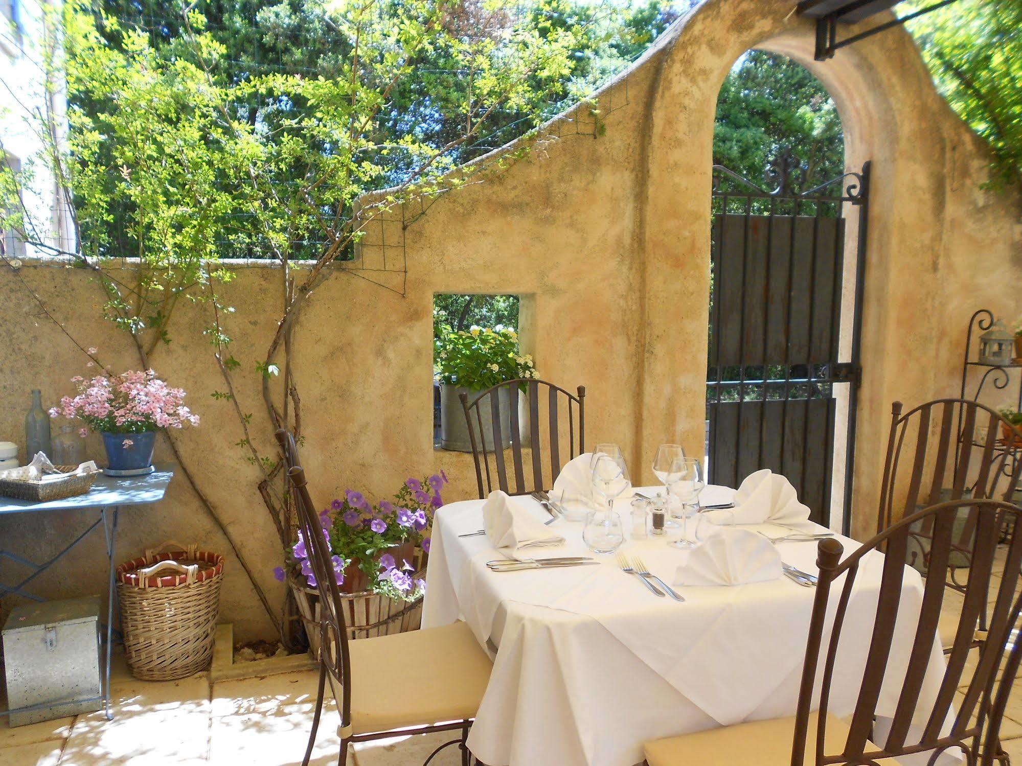 Hotel La Bastide D'Eygalieres מראה חיצוני תמונה