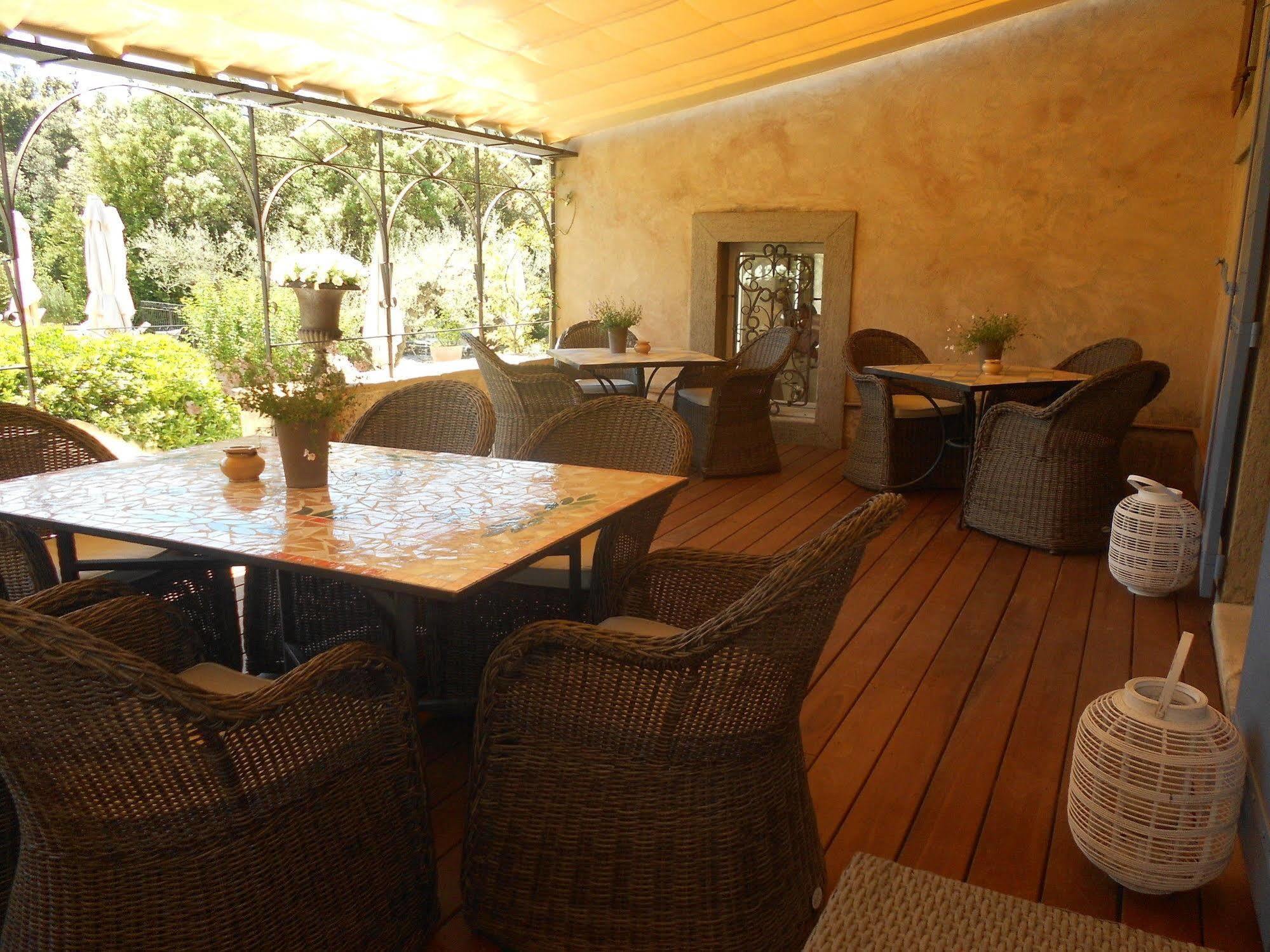 Hotel La Bastide D'Eygalieres מראה חיצוני תמונה
